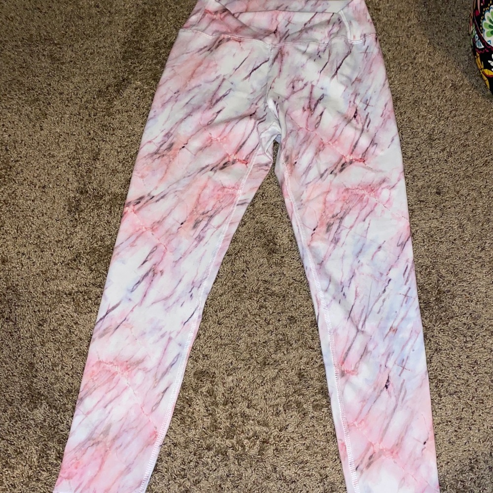 Pink marble leggings